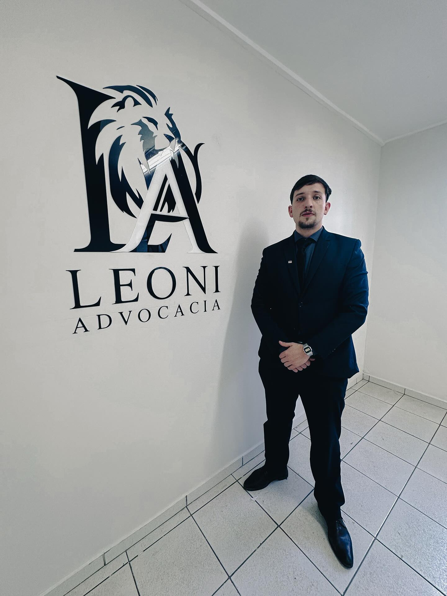 Dr. Alexandre Leoni — Advogado Criminalista